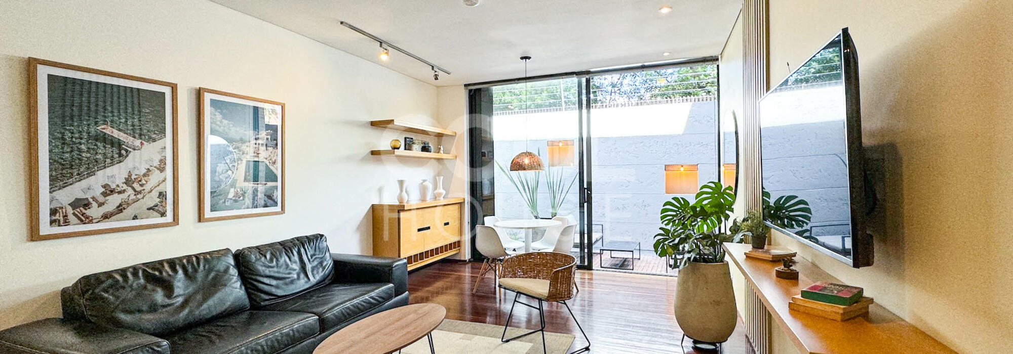 Apartamento con terraza en venta o arriendo amoblado o sin amoblar en Santa Bárbara Alta