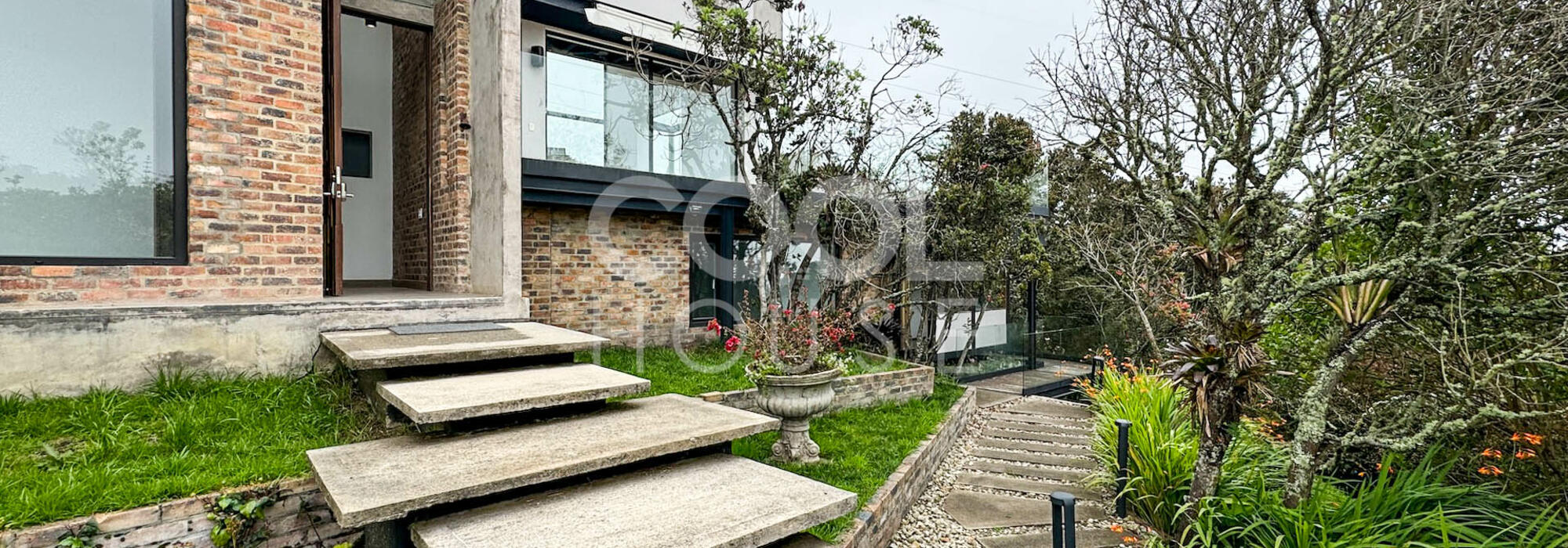 Casa Dúplex moderna en venta o arriendo en La Calera