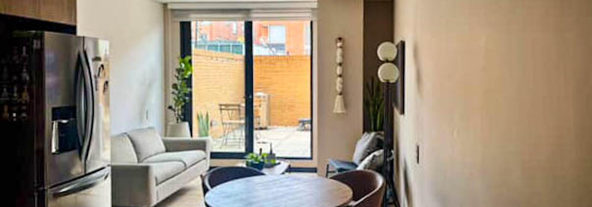 Apartamento moderno con terraza en arriendo en La Calleja 