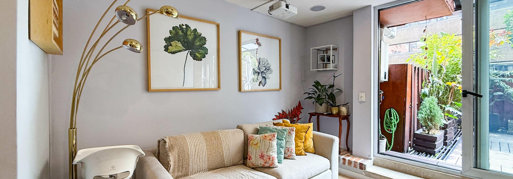 Apartamento con terraza en venta o arriendo en El Nogal