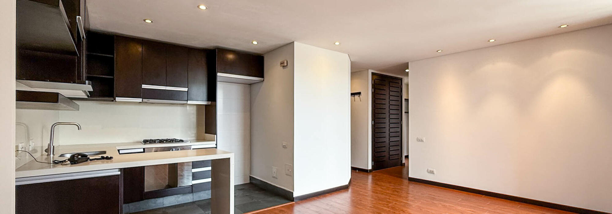 Apartamento en venta o arriendo en Santa Bárbara Oriental 