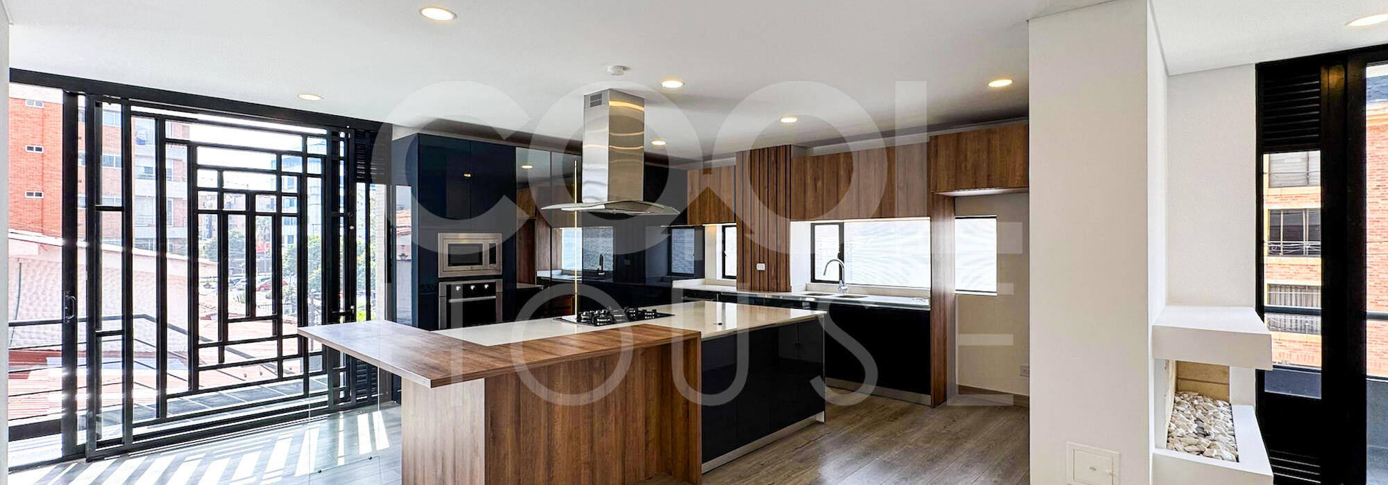 Apartamento moderno en venta con terraza en Santa Bárbara Occidental