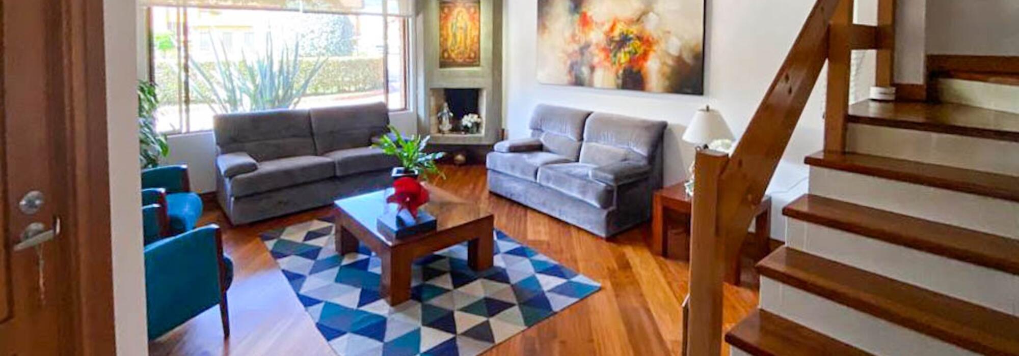Casa Triplex con terraza en venta en Chía