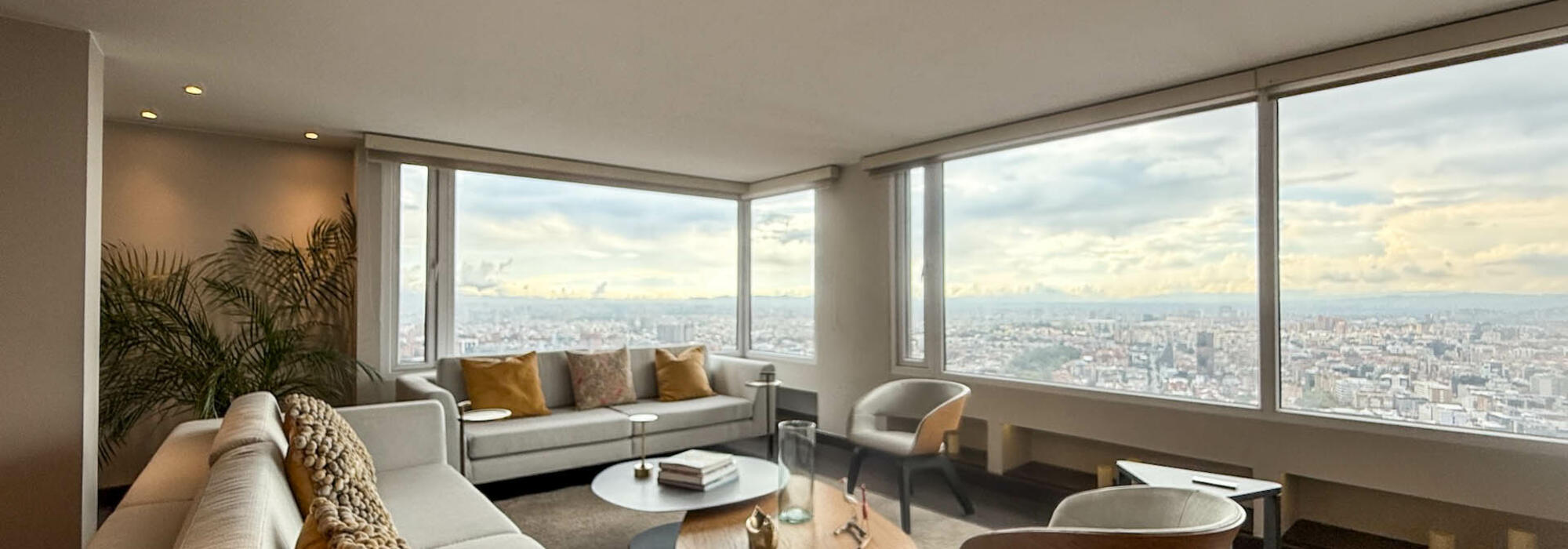 Apartamento amoblado en arriendo en Chicó Alto