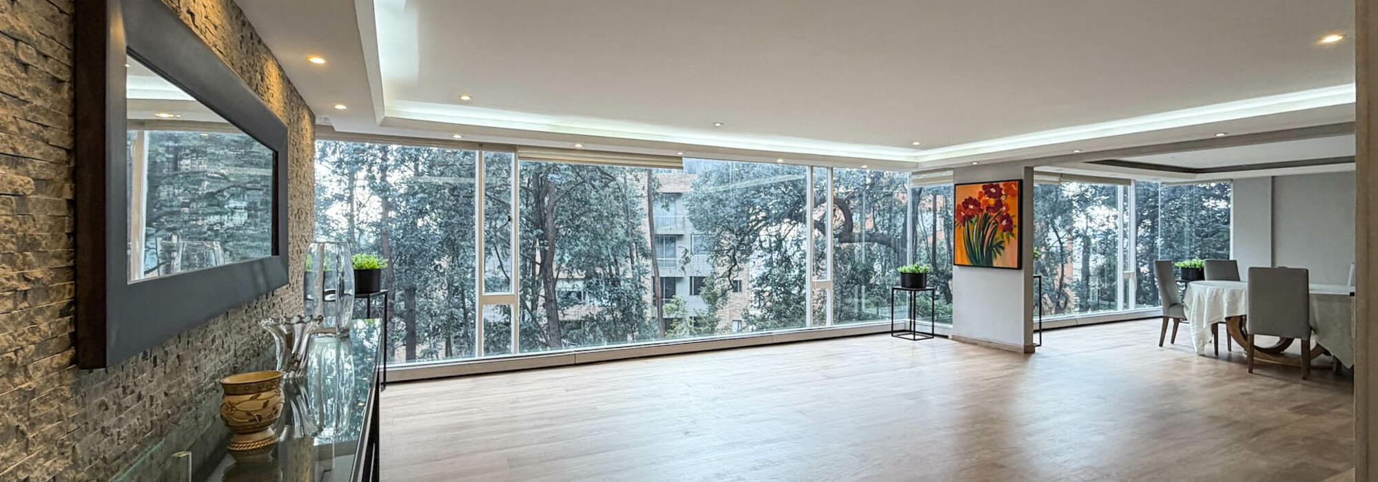 Apartamento Dúplex en venta en Altos del Retiro       