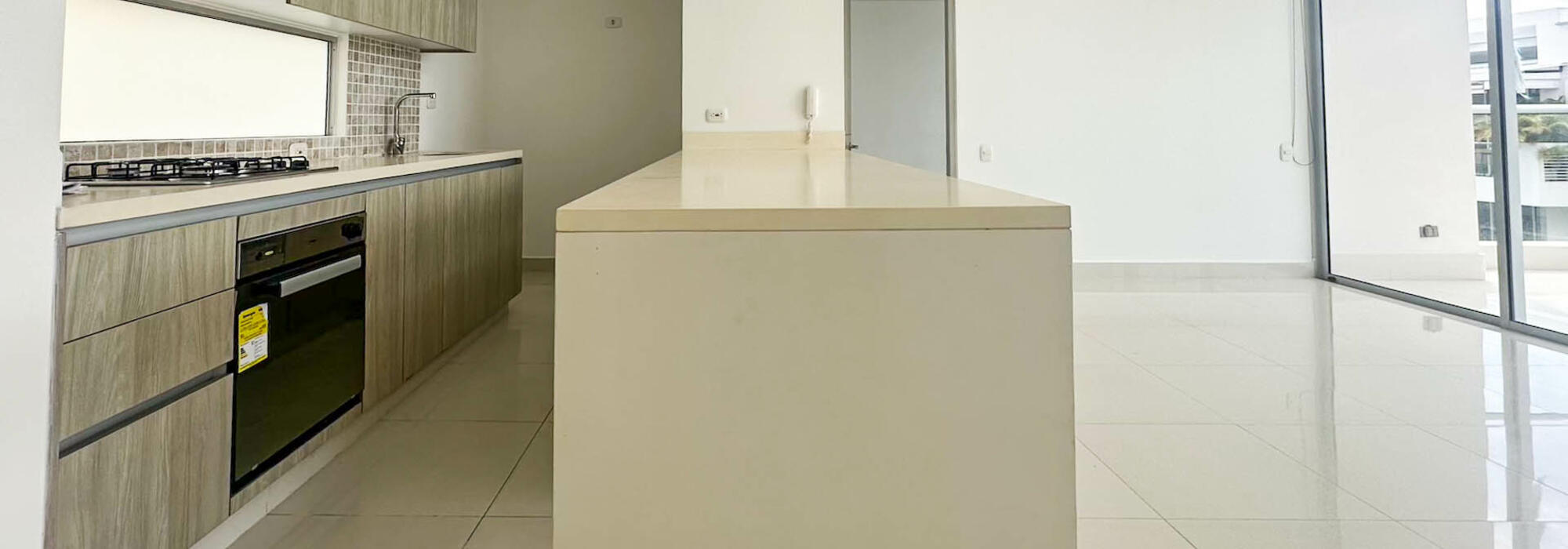 Apartamento moderno en venta en Serena del Mar/ Cartagena