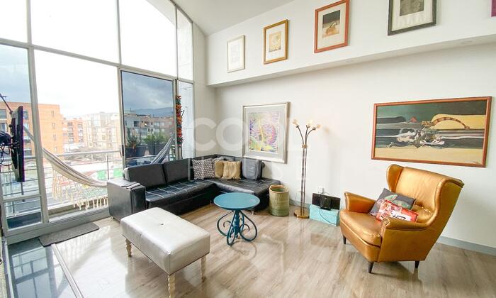 Apartamento Dúplex amoblado en arriendo en San Patricio