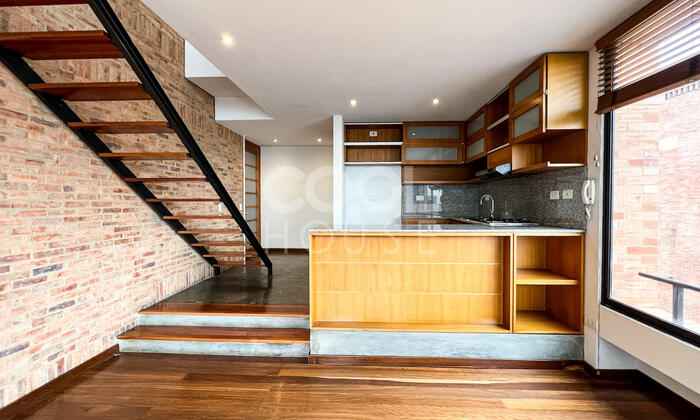 Apartamento Dúplex en venta en Los Rosales