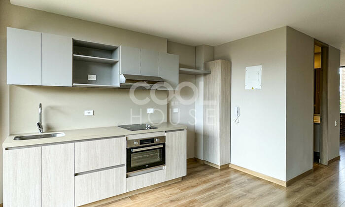 Apartamento para estrenar en arriendo en Santa Bárbara Occidental 