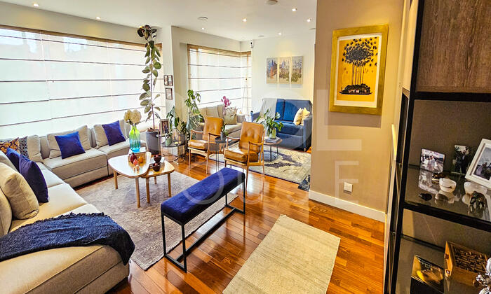 Apartamento en venta en La Cabrera