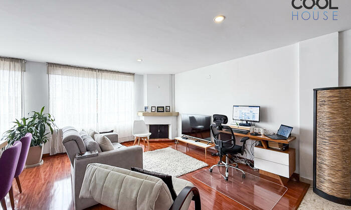 Apartamento en venta o arriendo en Santa Bárbara