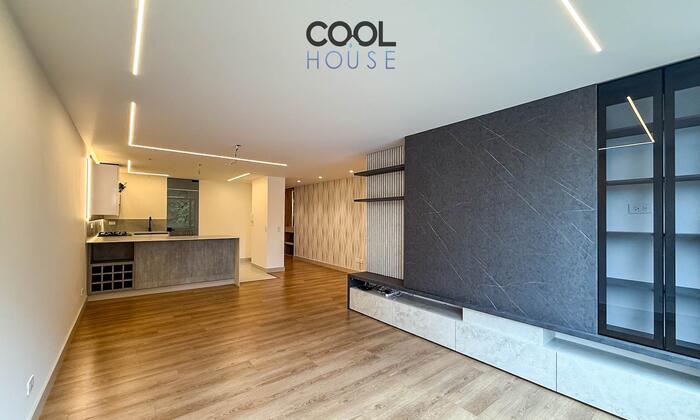 Apartamento con terraza en arriendo en Chicó