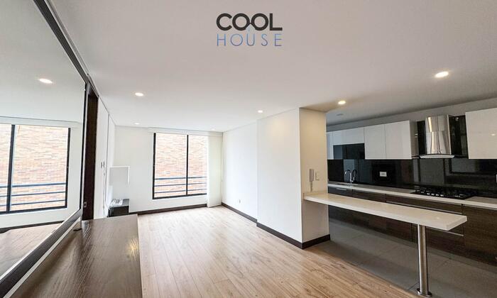 Apartamento en venta o arriendo en Santa Bárbara Central 
