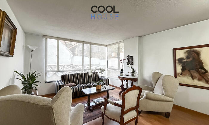 Apartamento con terraza para remodelar en venta en Quinta Camacho