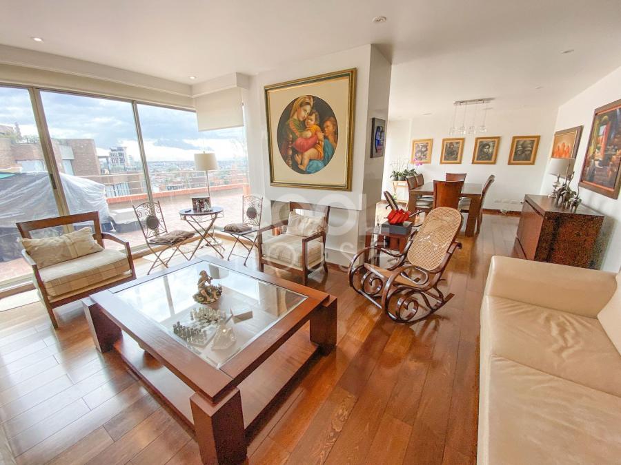 Apartamento con terraza en venta en Chapinero Alto 