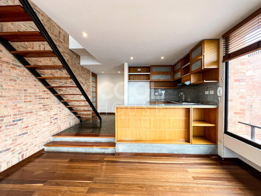 Apartamento Dúplex en venta en Los Rosales