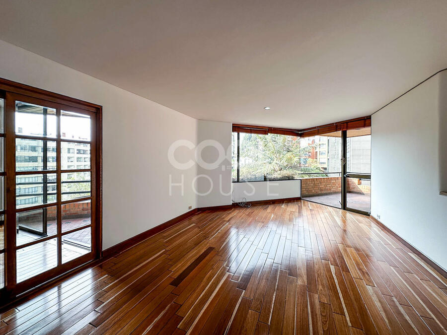 Apartamento en arriendo en Los Rosales 