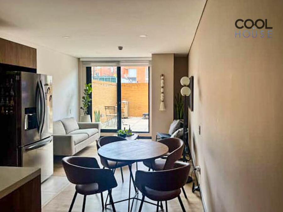 Apartamento moderno con terraza en arriendo en La Calleja 