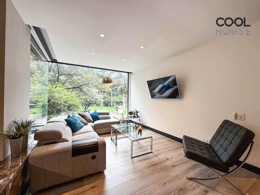Apartamento moderno con balcón/terraza en venta en Santa Paula