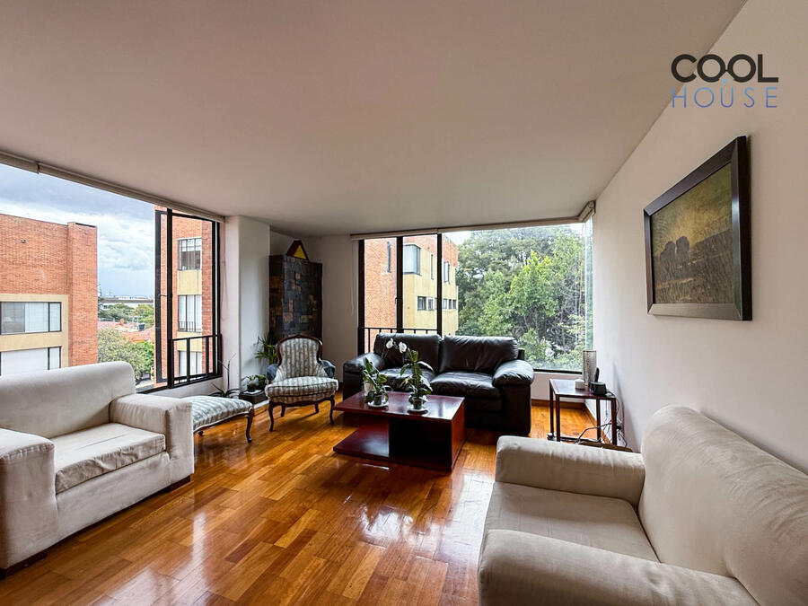 Apartamento Dúplex en venta en Santa Ana Occidental 