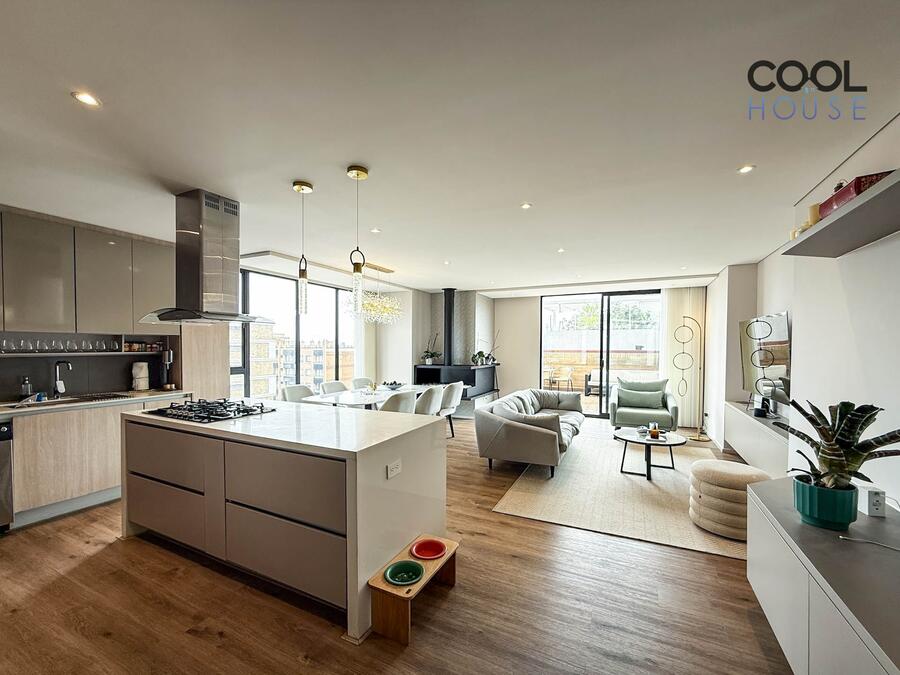 Apartamento moderno con terraza en venta en Santa Bárbara      