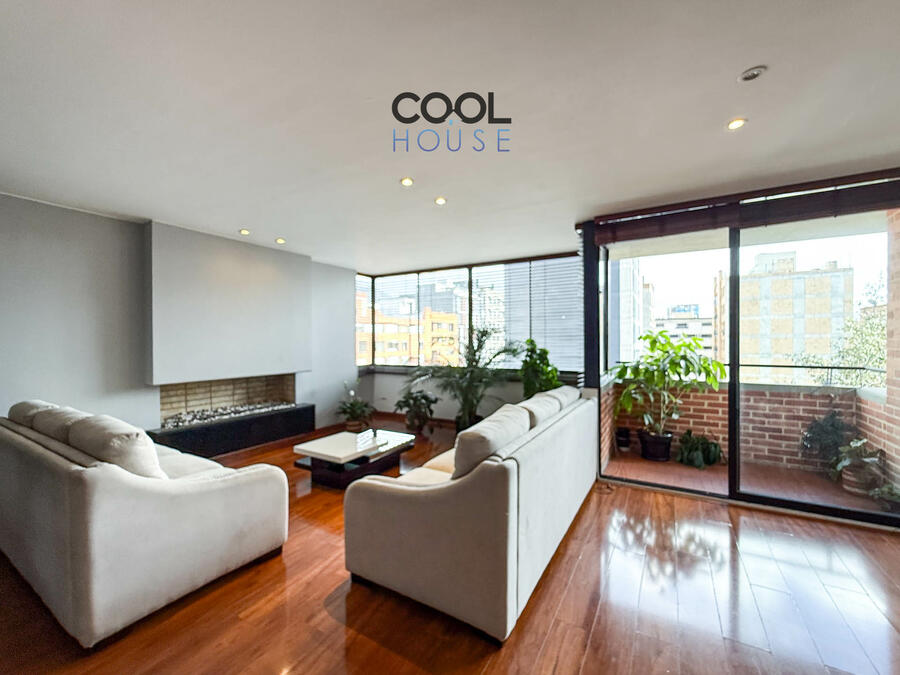 Apartamento con balcón en arriendo Antiguo Country
