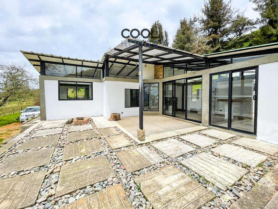 Casa Finca moderna en arriendo en La Calera