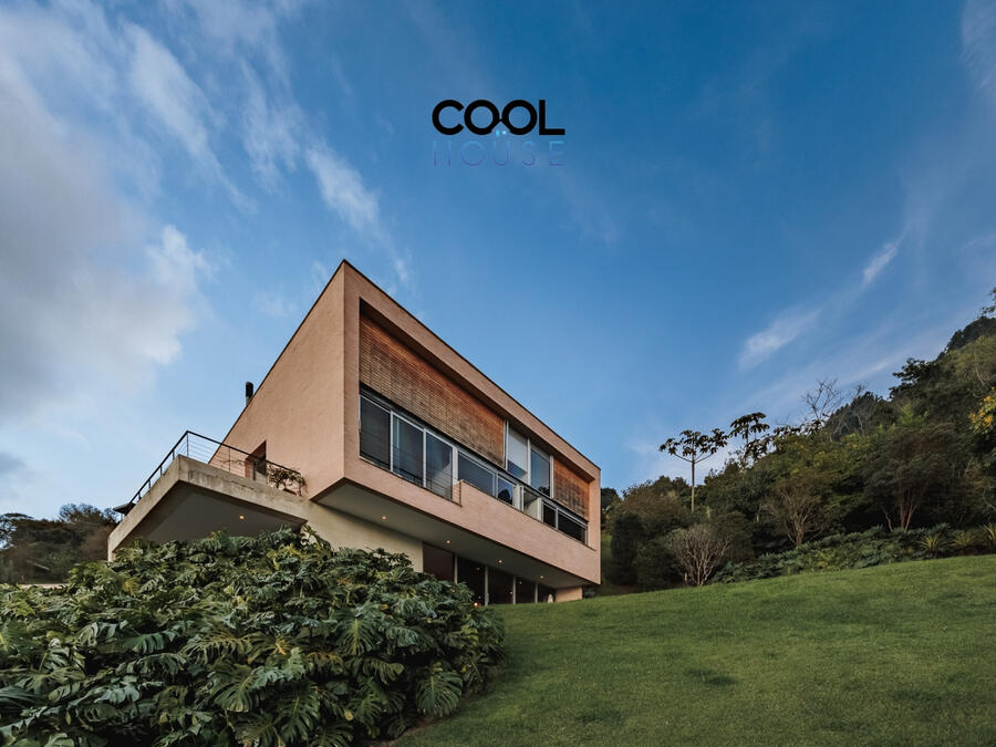 Casa Dúplex en venta con terraza en – Altos de El Poblado (3)