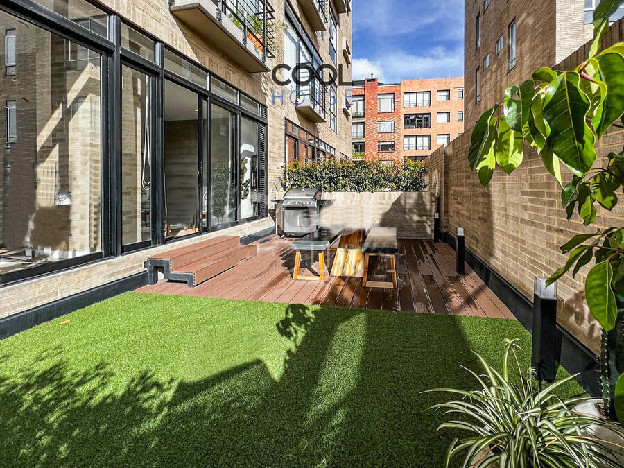 Apartamento moderno con terraza en venta en San Patricio