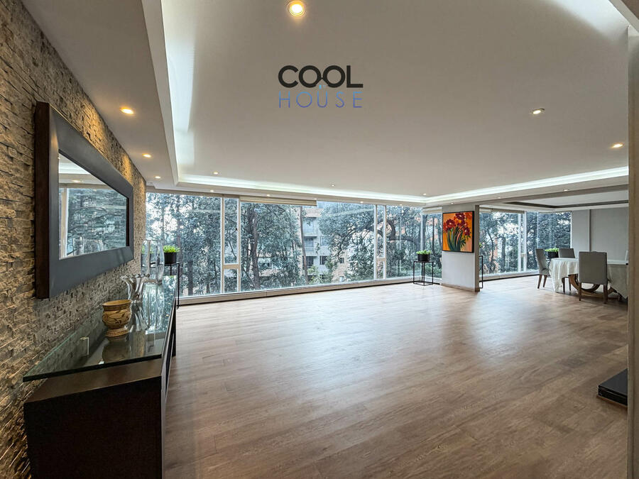 Apartamento Dúplex en venta en Altos del Retiro       