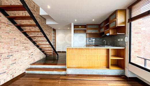 Apartamento Dúplex en venta en Los Rosales