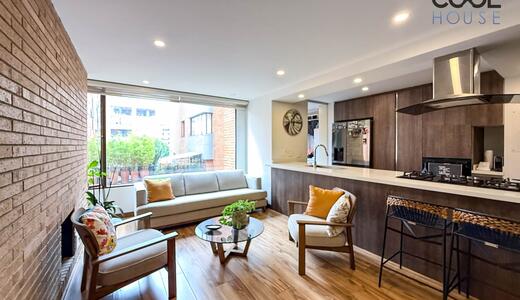 Apartamento en venta o arriendo en Los Rosales