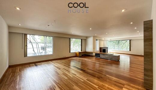 Apartamento con terraza en arriendo en Chicó 
