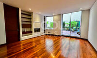 Apartamento con terraza en arriendo en El Refugio 